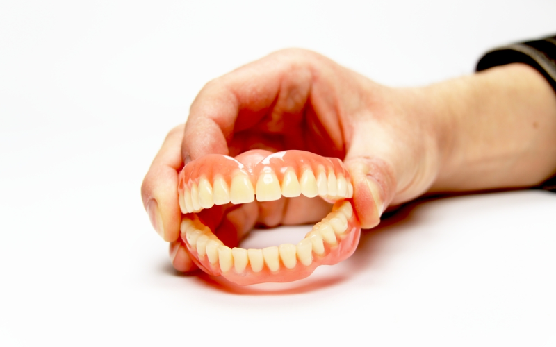 Can A Person With An Extreme Overbite Get Dentures?