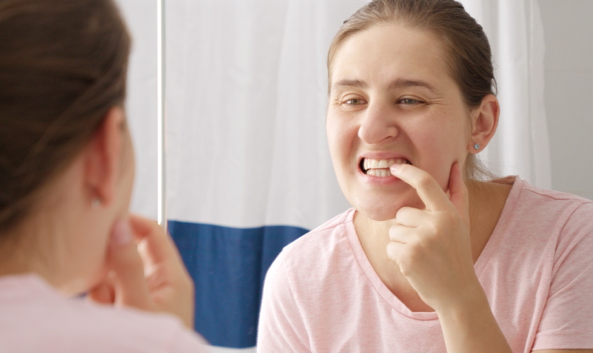 Prevention and Treatment of Peri-Implantitis: Advice from Dr. Collins in Rosenberg